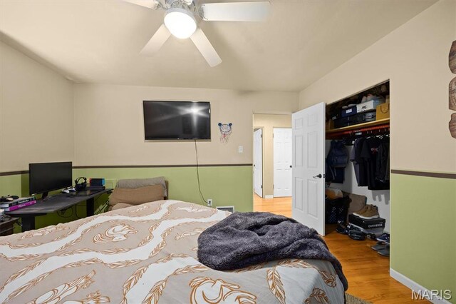 350 Barnett Dr, Edwardsville, IL 62025 - bedroom with wood finished floors, a closet, ceiling fan, and baseboards