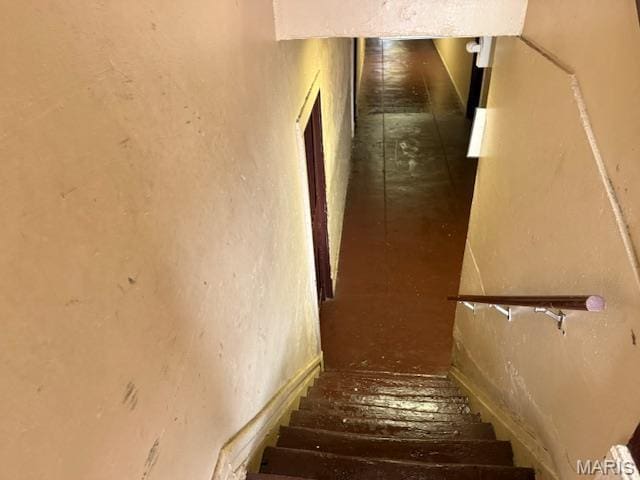 3936 Cook Ave, Saint Louis, MO 63113 - view of stairway