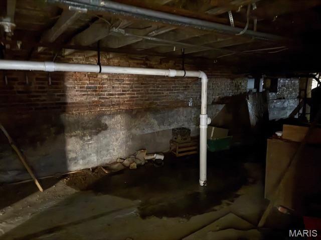 3936 Cook Ave, Saint Louis, MO 63113 - view of basement