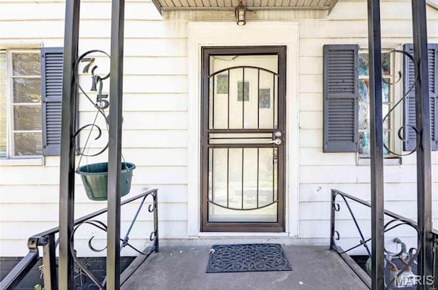 7150 Beulah Ave, Saint Louis, MO 63136 - view of property entrance