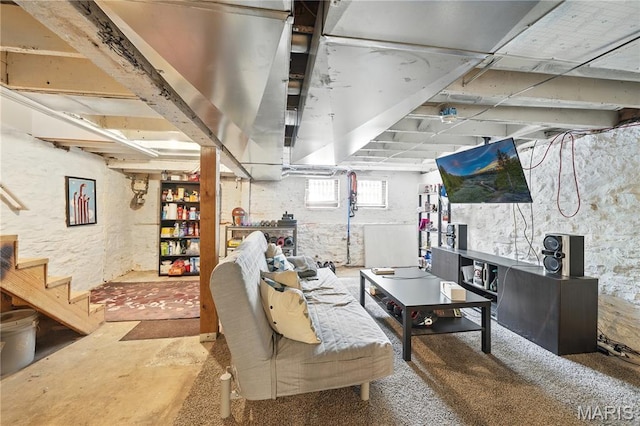 3015 Indiana Ave, Saint Louis, MO 63118 - below grade area featuring stairs