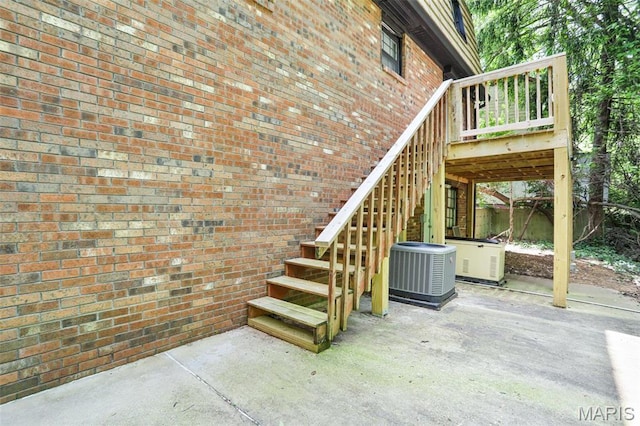 28 French Quarter, Belleville, IL 62223 - view of stairs
