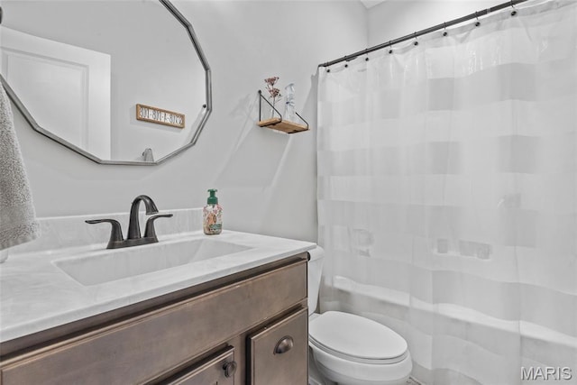 136 Oakshire Dr, Troy, IL 62294 - full bath with vanity and toilet