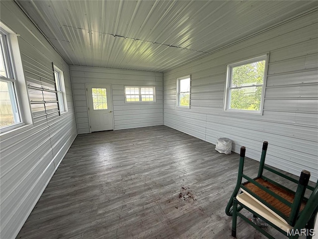29595 State Highway 3, La Plata, MO 63549 - unfurnished sunroom featuring healthy amount of natural light