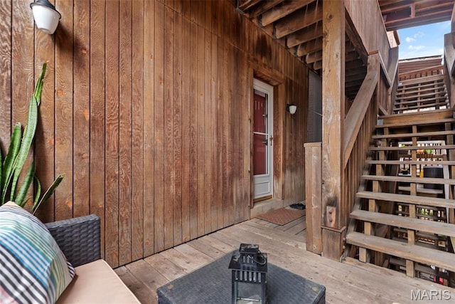 4260 Lindell Blvd Unit B, Saint Louis, MO 63108 - entrance to property with a deck