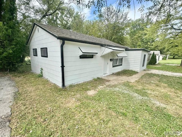 10117 Duke Dr, Saint Louis, MO 63136 - view of outdoor structure