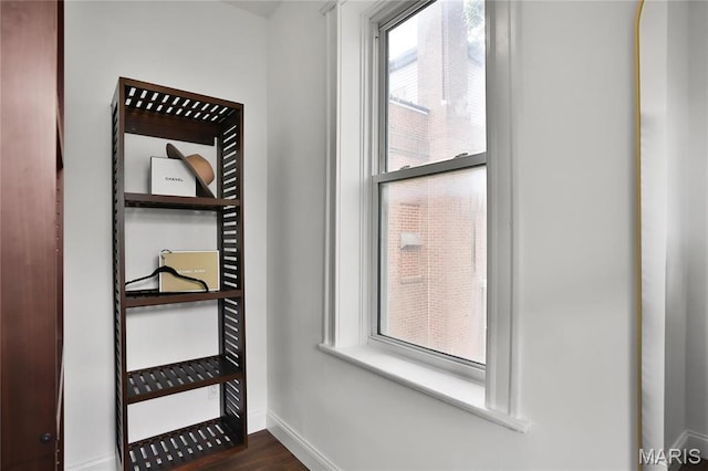 6504 Michigan Ave, Saint Louis, MO 63111 - detailed view of baseboards