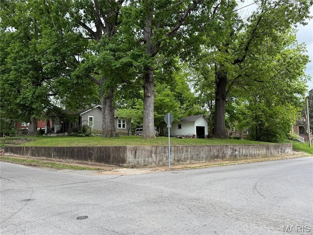 645 N 9th St, Poplar Bluff, MO 63901