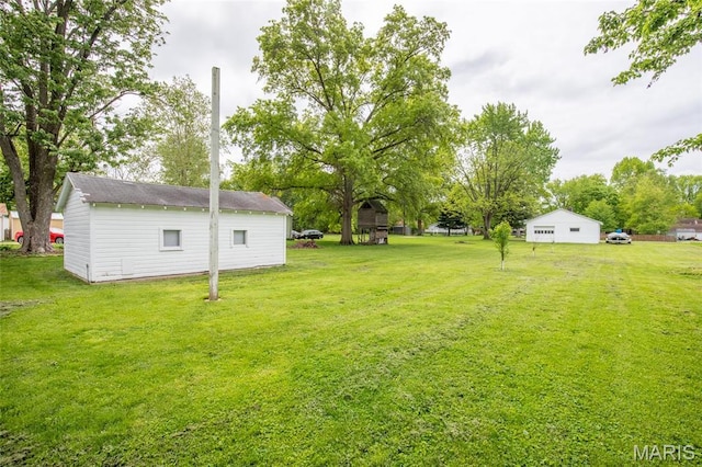 721 Taylor Ave, Godfrey, IL 62035 - view of grassy yard
