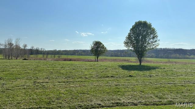 8 Riverside Pl, Troy, MO 63379