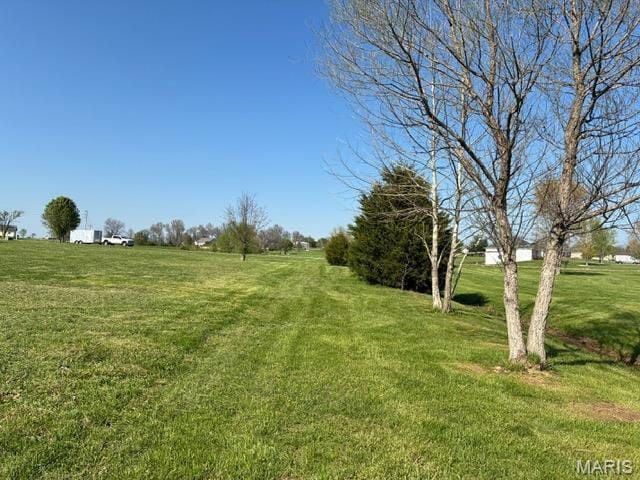 8 Riverside Pl, Troy, MO 63379