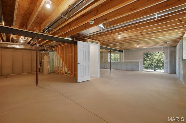 3304 Nat View Ct, Washington, MO 63090 - below grade area with electric water heater