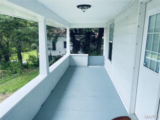 219 2nd St, Winfield, MO 63389 - balcony with a porch