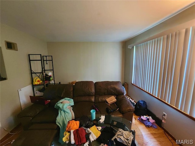 1437 Farmview Ave, Saint Louis, MO 63138 - living area with wood finished floors