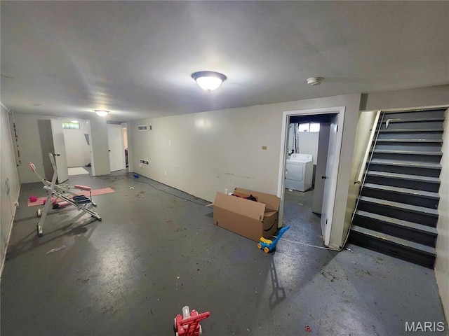 1437 Farmview Ave, Saint Louis, MO 63138 - finished below grade area with washer / dryer and stairs