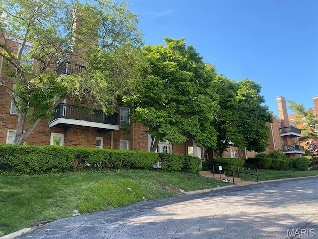 10381 Oxford Hill Dr Unit 14, Saint Louis, MO 63146 - photo 2