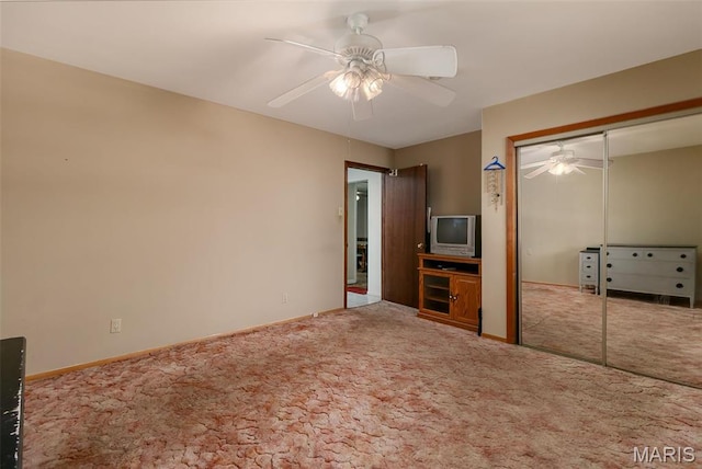128 Cumberland Ave, Maryland Heights, MO 63043 - unfurnished living room with carpet floors, ceiling fan, and baseboards