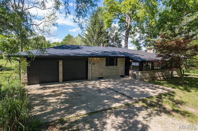 701 Hillsboro Rd, Farmington, MO 63640 - ranch-style home with an attached garage, driveway, roof with shingles, a chimney, and crawl space