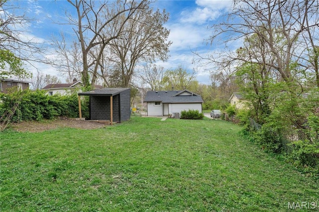 view of grassy yard