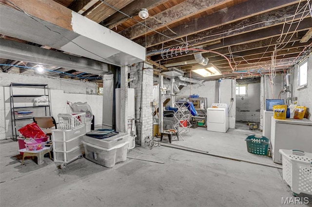 4229 Oakwood Ave, Saint Louis, MO 63121 - basement with washer / dryer