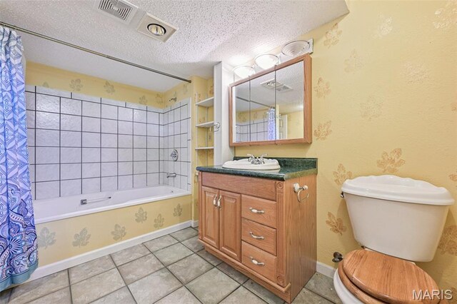 1738 Cedargate Way, Imperial, MO 63052