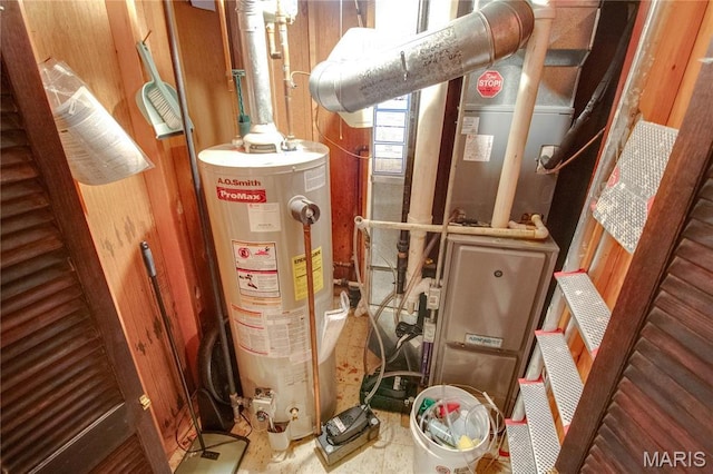 2332 Chadwick Dr, Alton, IL 62002 - utilities featuring gas water heater