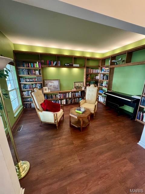 650 Legends View Dr, Eureka, MO 63025 - sitting room featuring wood finished floors