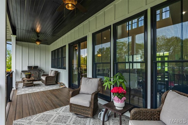 10028 Pineridge Dr, Effingham, IL 62401 - wooden terrace with ceiling fan