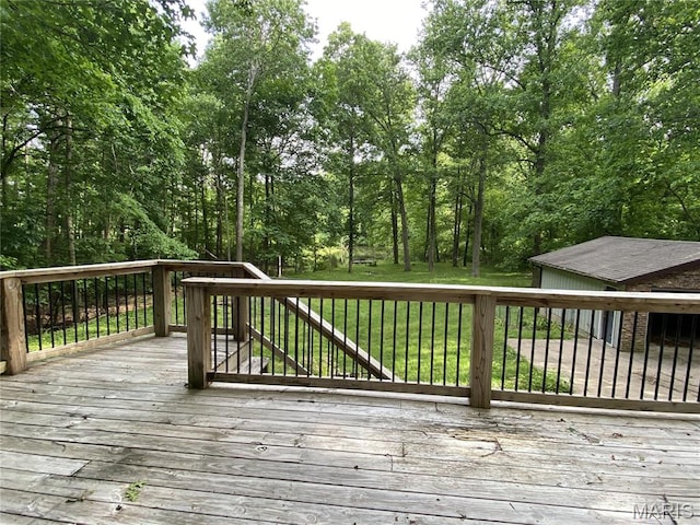 236 Mohawk Dr, Cape Girardeau, MO 63701 - view of wooden terrace