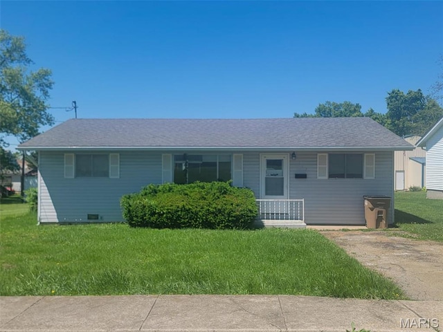 212 Virginia, Fredericktown, MO 63645 - ranch-style house featuring a front lawn and covered porch