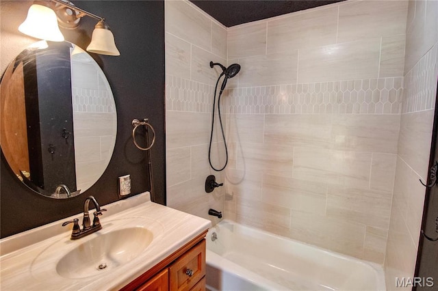 968 Super Slab Rd, Greenfield, IL 62044 - bathroom featuring bathtub / shower combination and vanity