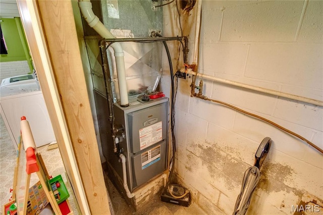 968 Super Slab Rd, Greenfield, IL 62044 - utility room with heating unit