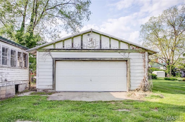 212 Franklin St, Hardin, IL 62047 - view of detached garage