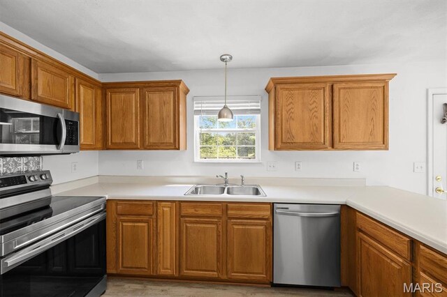 515 Stevenson Dr, Pocahontas, IL 62275