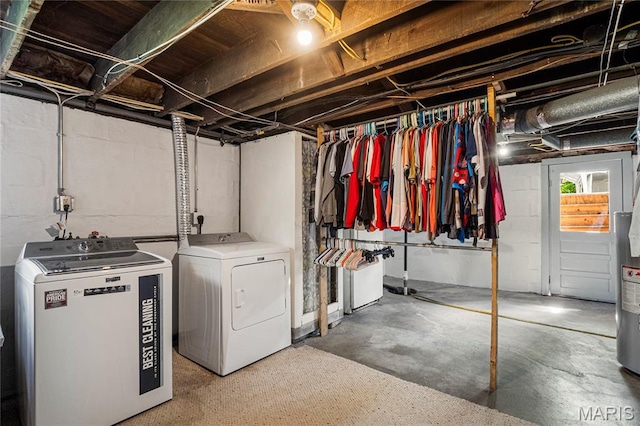 106 E Ofallon Dr, Caseyville, IL 62232 - below grade area featuring washer and dryer