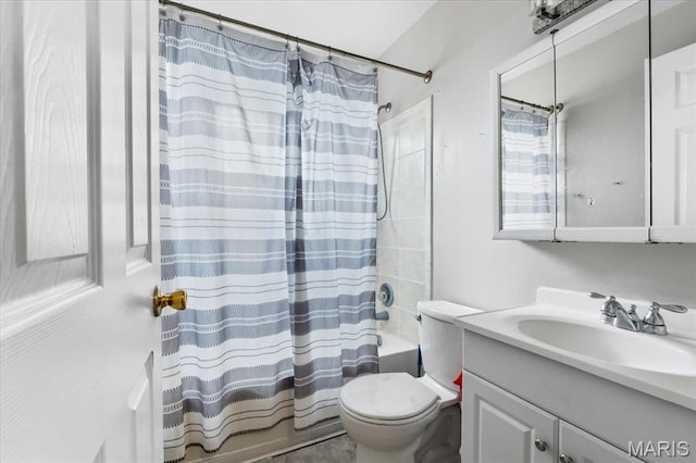2270 Grants Pkwy, Florissant, MO 63031 - full bathroom with toilet, shower / bath combo with shower curtain, and vanity