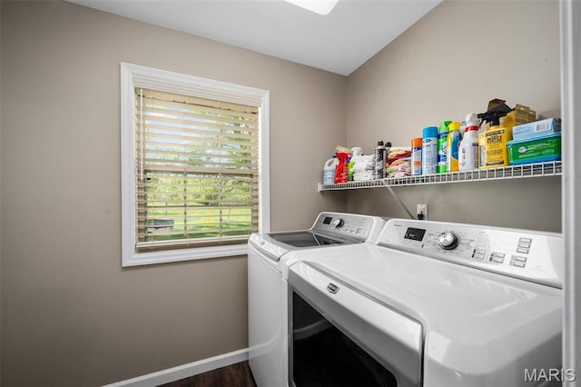 1189 Turnberry Dr, Innsbrook, MO 63390 - laundry area with independent washer and dryer, healthy amount of natural light, and baseboards