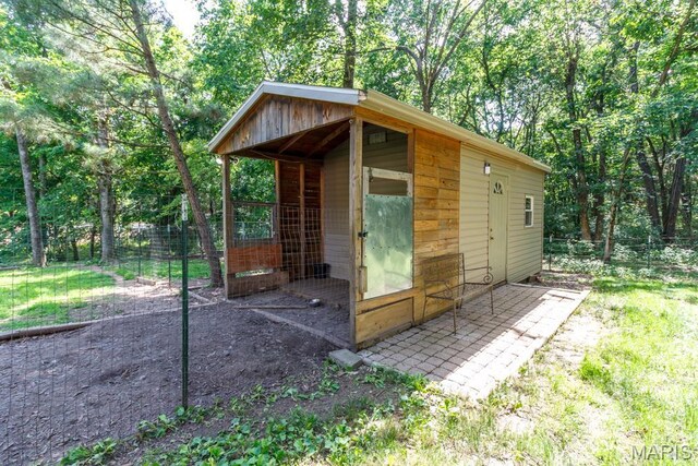 24473 Remington, Lebanon, MO 65536 - view of poultry coop
