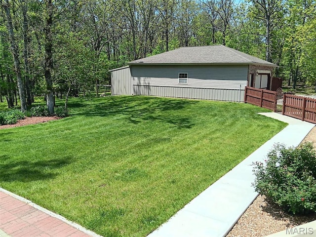 24473 Remington, Lebanon, MO 65536 - view of yard