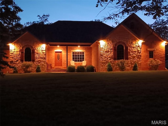 24473 Remington, Lebanon, MO 65536 - view of front facade with stone siding