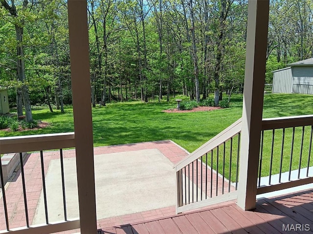 24473 Remington, Lebanon, MO 65536 - deck with a yard