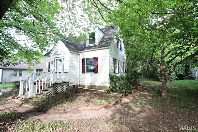 408 S A St, Farmington, MO 63640 - new england style home featuring crawl space