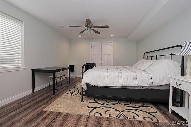 108 Buford Mountain Rd, Farmington, MO 63640 - bedroom featuring wood finished floors, baseboards, recessed lighting, and ceiling fan