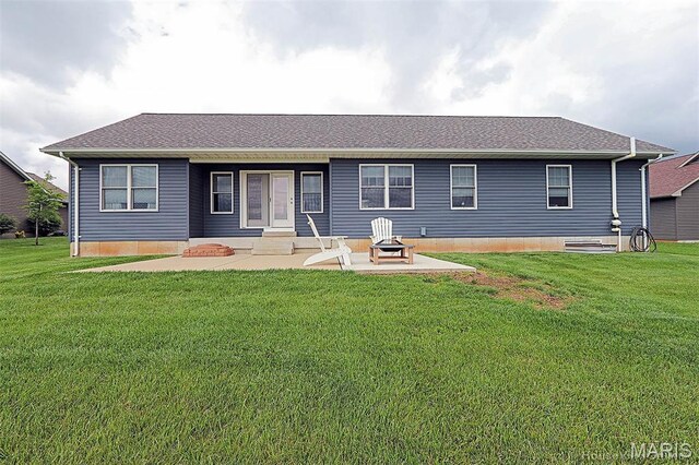 108 Buford Mountain Rd, Farmington, MO 63640 - rear view of property featuring a yard and a patio area