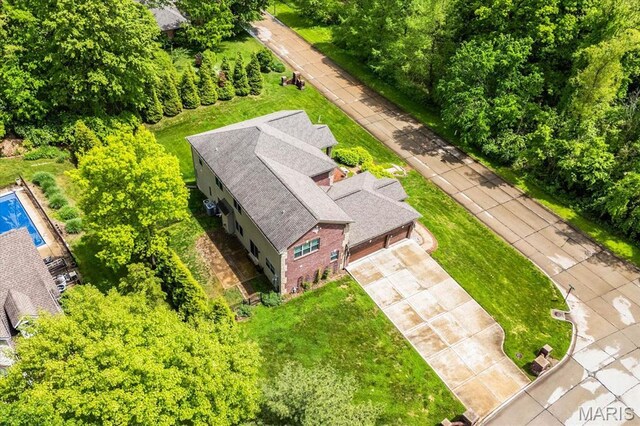 aerial view of property and surrounding area