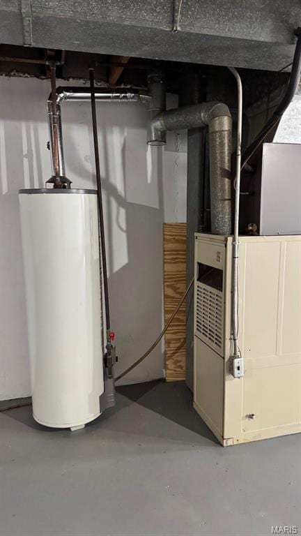 4028 Esseldale Dr, Saint Ann, MO 63074 - utilities with water heater