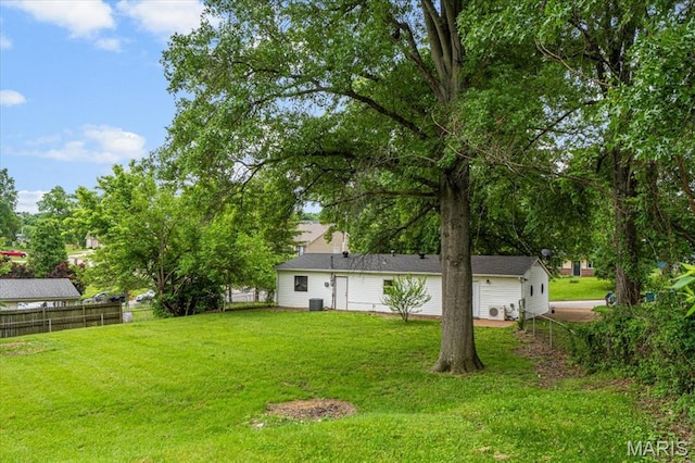 284 Ramsey Ln, Ballwin, MO 63021 - view of yard