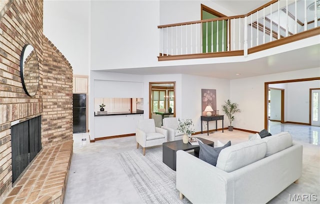14424 Valley Meadow Ct W, Chesterfield, MO 63017 - living room with a high ceiling and a fireplace
