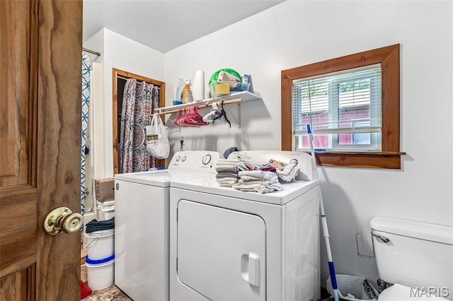 1158 Mulberry St, Bismarck, MO 63624 - laundry area with washer and clothes dryer