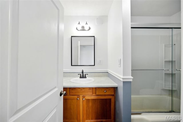 402 N 11th St, De Soto, MO 63020 - bathroom with a shower with shower door and vanity